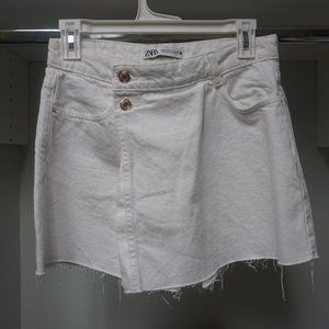 BUTTONED WRAP SKORT